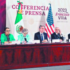 La reunión México-USA, para la prensa mentiras sobre producción de drogas
